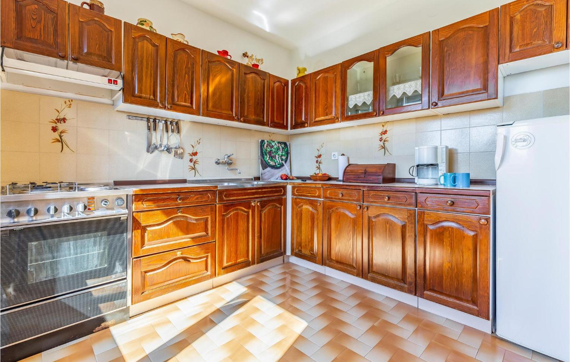 Awesome Apartment In Medulin With Kitchen Kültér fotó