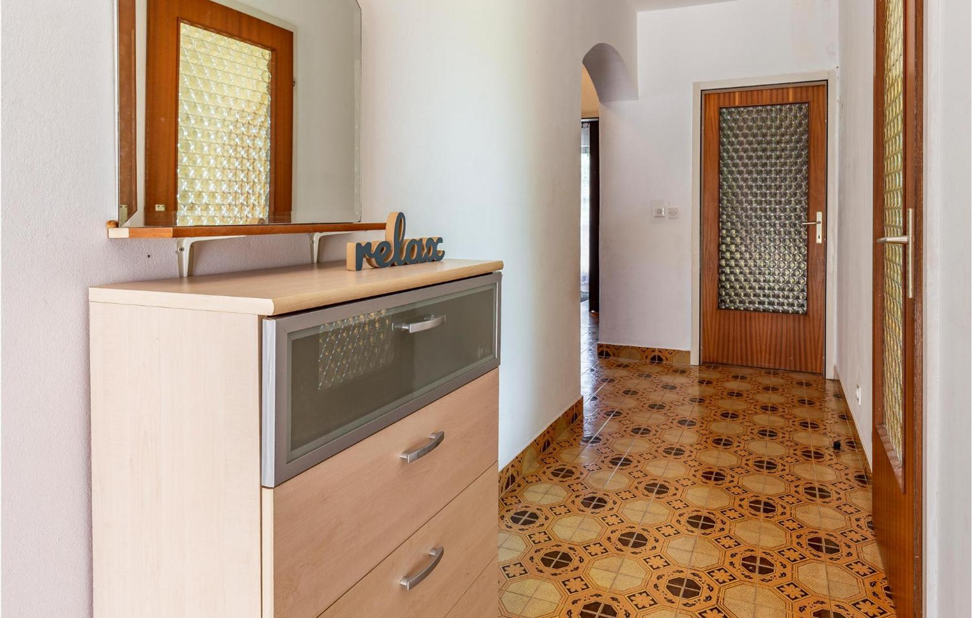 Awesome Apartment In Medulin With Kitchen Kültér fotó